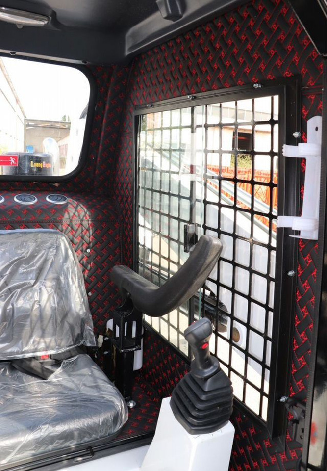 Новый Мини-погрузчик с бортовым поворотом Leist Gross VTG1200: фото 8