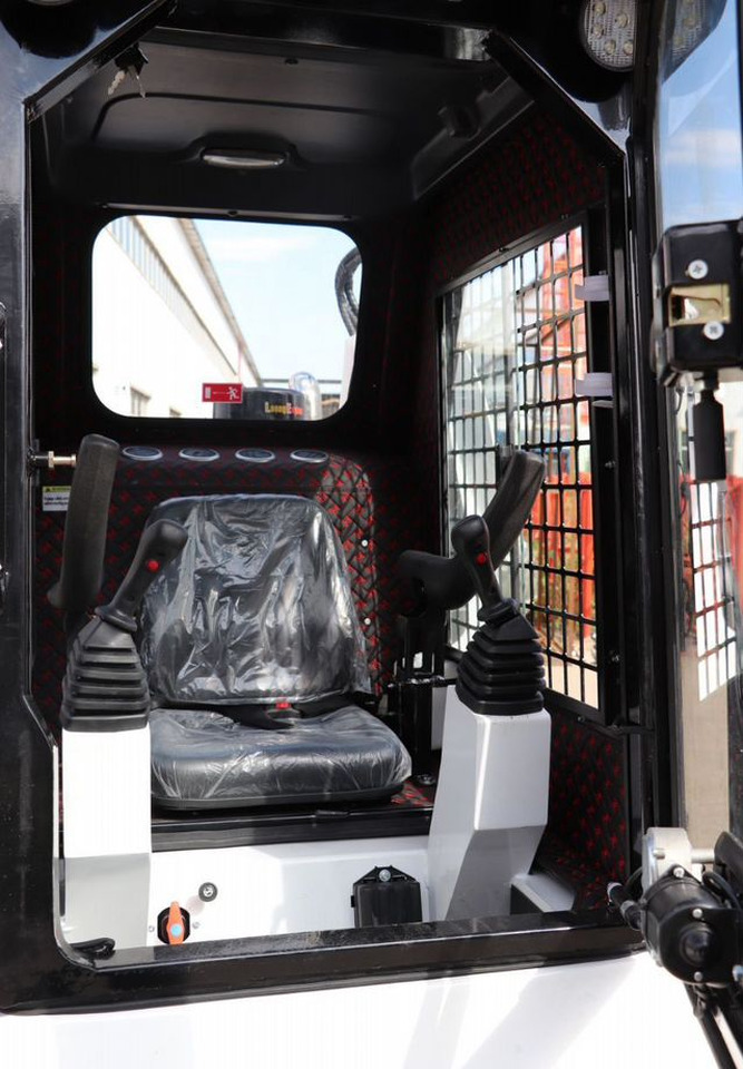 Новый Мини-погрузчик с бортовым поворотом Leist Gross VTG1200: фото 7