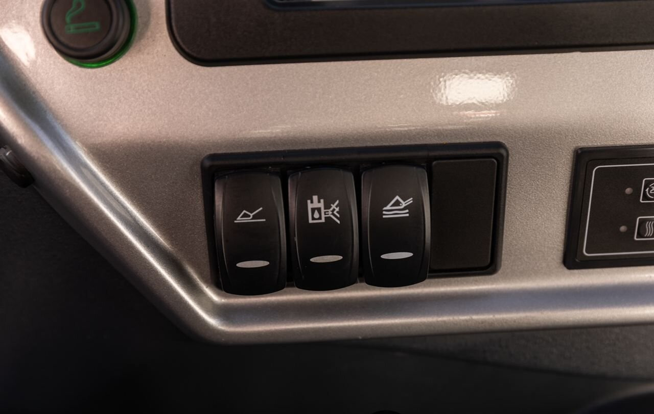 Новый Экскаватор-погрузчик MST M542 S: фото 15 Новый Экскаватор-погрузчик MST M542 S: фото 15