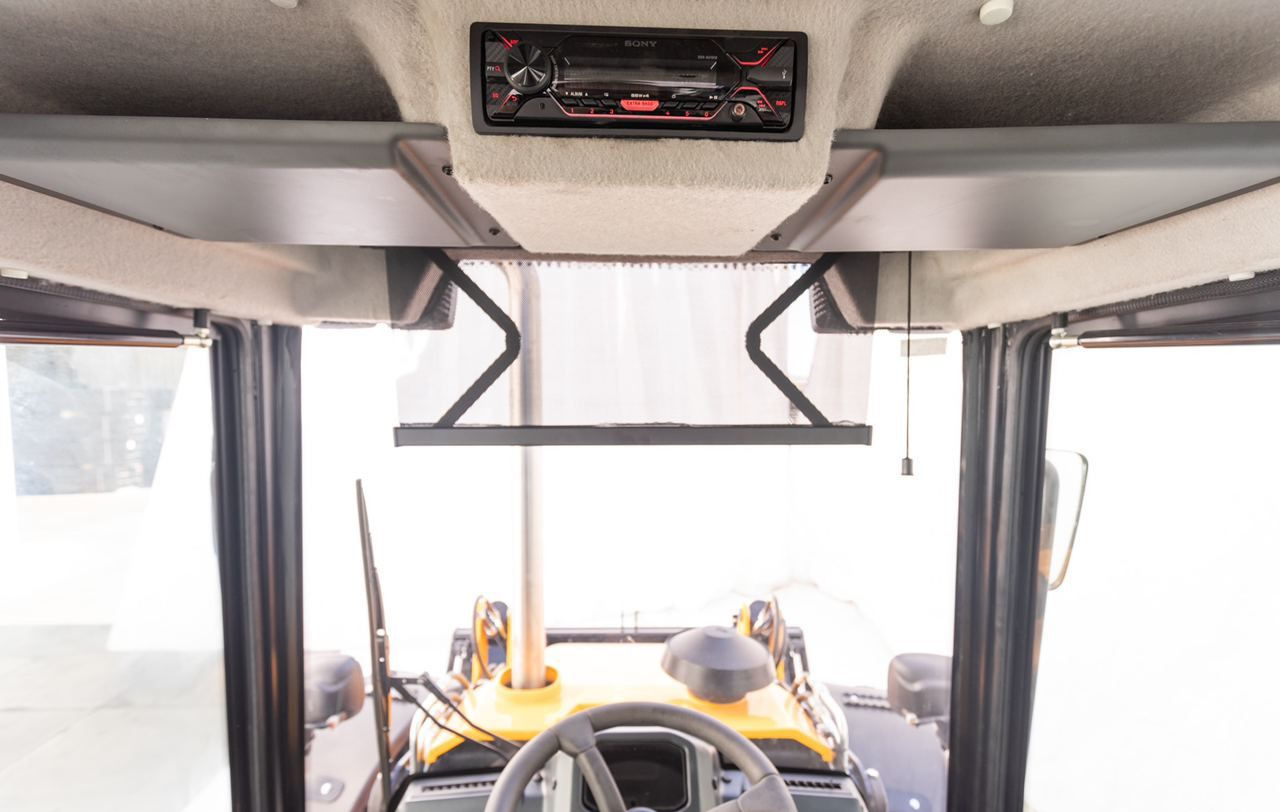 Новый Экскаватор-погрузчик MST M542 S: фото 18 Новый Экскаватор-погрузчик MST M542 S: фото 18