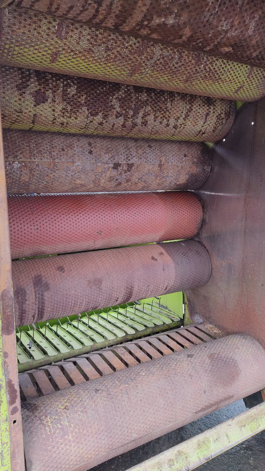 Пресс-подборщик рулонный CLAAS Rollant 44s: фото 14 Пресс-подборщик рулонный CLAAS Rollant 44s: фото 14