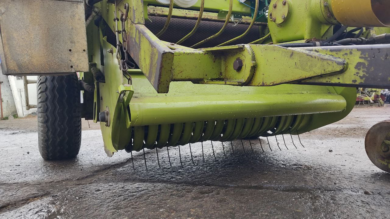 Пресс-подборщик рулонный CLAAS Rollant 44s: фото 9 Пресс-подборщик рулонный CLAAS Rollant 44s: фото 9