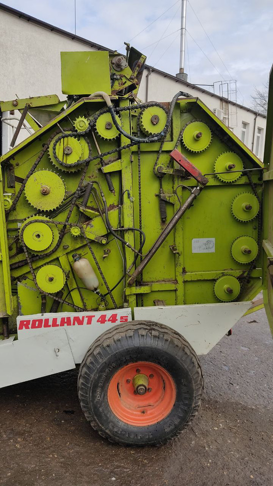 Пресс-подборщик рулонный CLAAS Rollant 44s: фото 11 Пресс-подборщик рулонный CLAAS Rollant 44s: фото 11