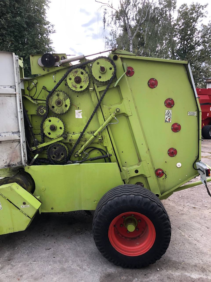 Пресс-подборщик рулонный CLAAS Rollant 46 RotoCut: фото 9 Пресс-подборщик рулонный CLAAS Rollant 46 RotoCut: фото 9