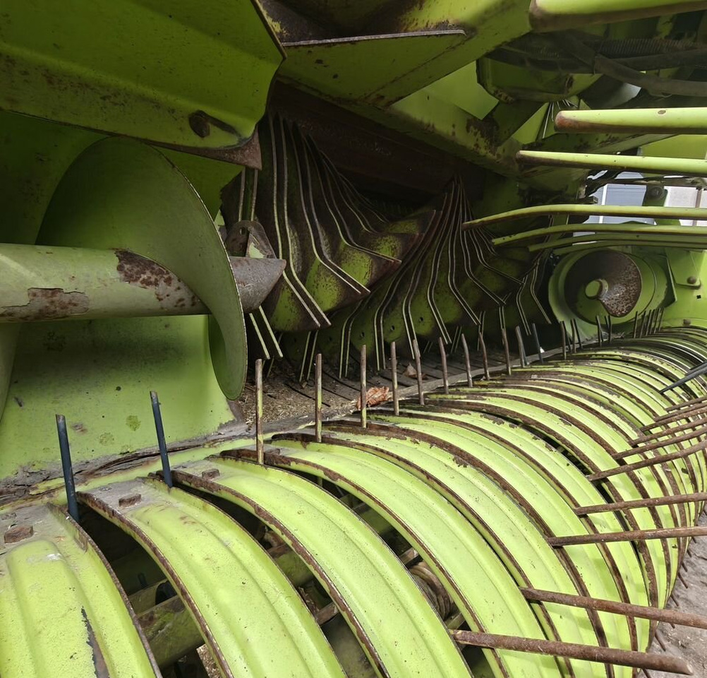 Пресс-подборщик рулонный Claas Rollant 255: фото 12