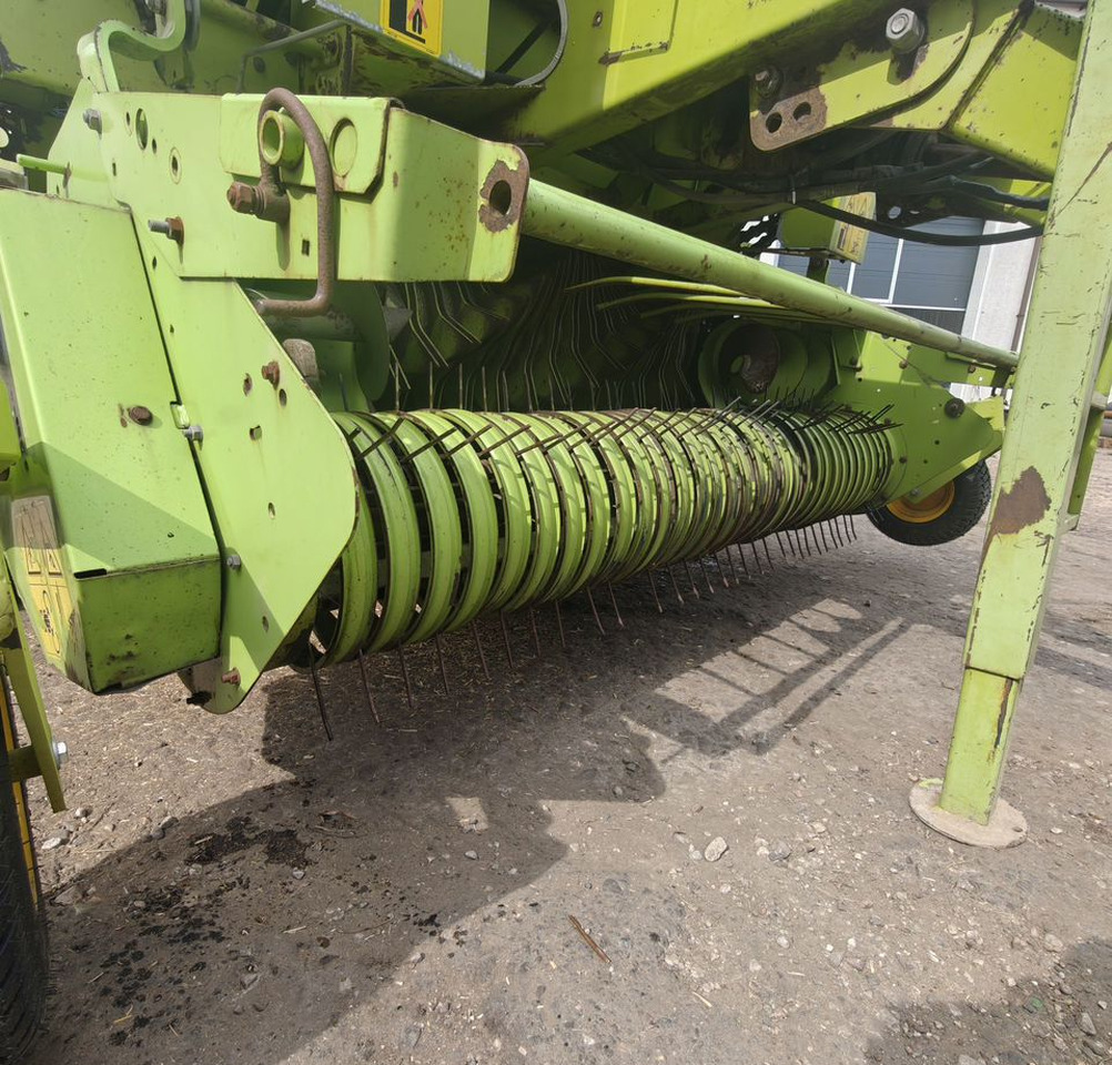 Пресс-подборщик рулонный Claas Rollant 255: фото 11