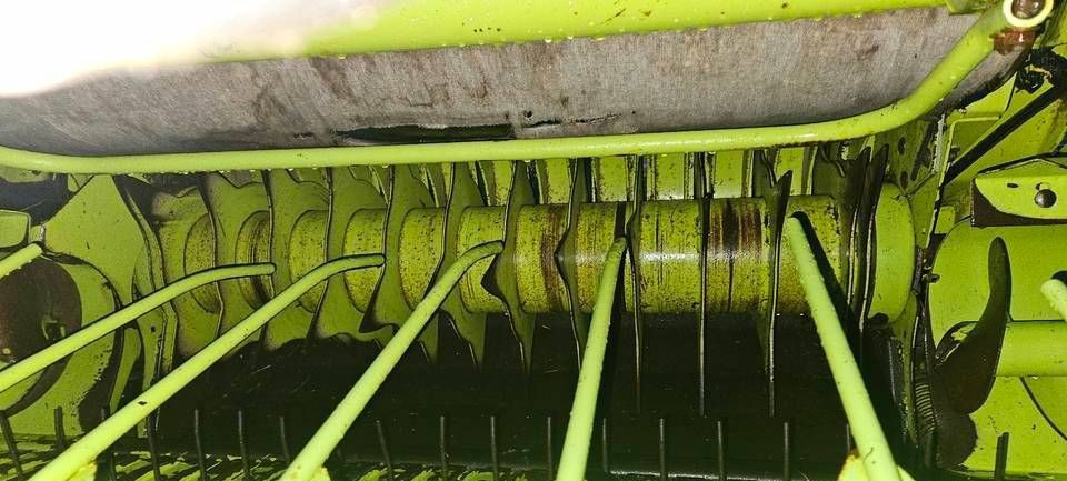 Пресс-подборщик рулонный Claas Variant 260: фото 7 Пресс-подборщик рулонный Claas Variant 260: фото 7