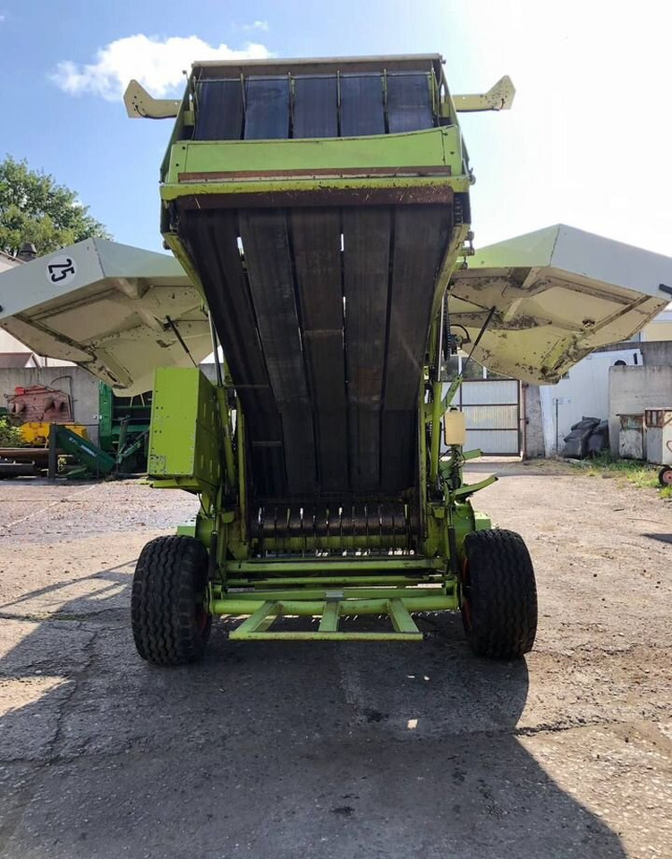 Пресс-подборщик рулонный Claas Variant 260: фото 8