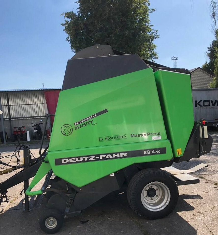Deutz-Fahr RB 4.90 - Пресс-подборщик рулонный: фото 1 Deutz-Fahr RB 4.90 - Пресс-подборщик рулонный: фото 1