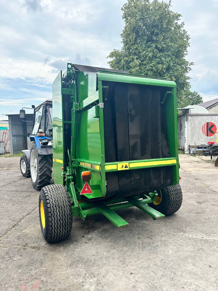 JOHN DEERE 550 - Пресс-подборщик рулонный: фото 3 JOHN DEERE 550 - Пресс-подборщик рулонный: фото 3