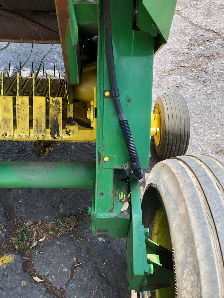 Пресс-подборщик рулонный JOHN DEERE 590: фото 18