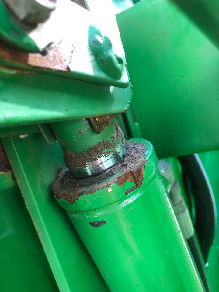 Пресс-подборщик рулонный JOHN DEERE 590: фото 13