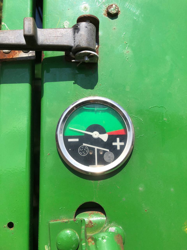 Пресс-подборщик рулонный JOHN DEERE 590: фото 21