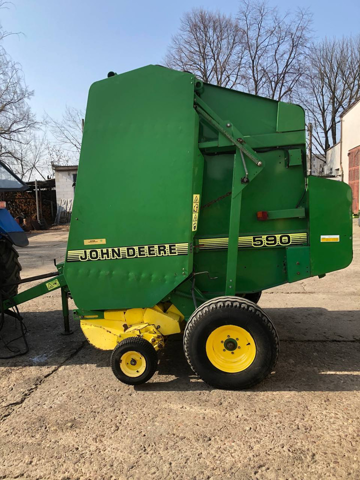 JOHN DEERE 590 - Пресс-подборщик рулонный: фото 3 JOHN DEERE 590 - Пресс-подборщик рулонный: фото 3