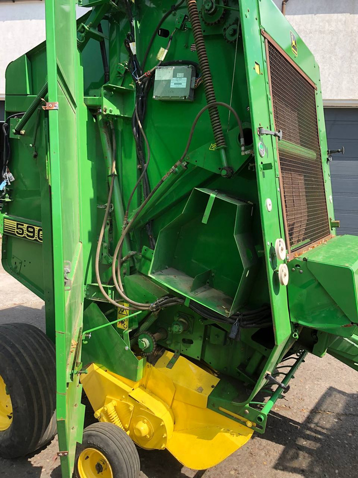 Пресс-подборщик рулонный JOHN DEERE 590: фото 11