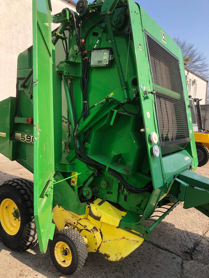 Пресс-подборщик рулонный JOHN DEERE 590: фото 9