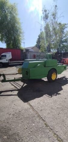 John Deere 342 - Пресс-подборщик тюковый: фото 1 John Deere 342 - Пресс-подборщик тюковый: фото 1