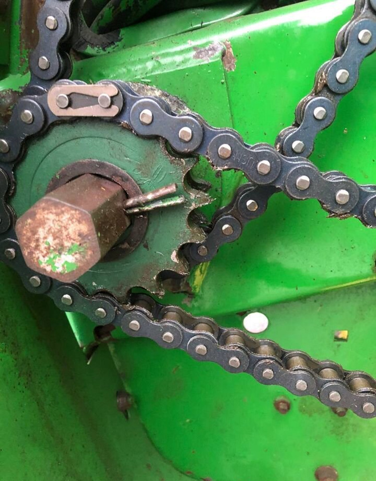 Пресс-подборщик рулонный John Deere 550: фото 6