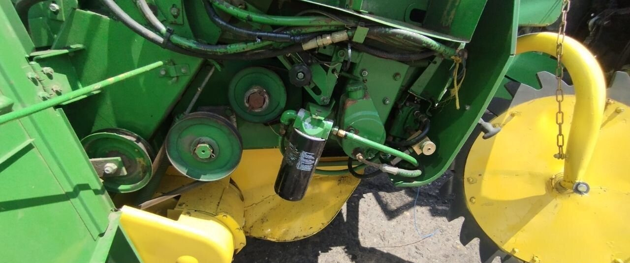 Пресс-подборщик рулонный John Deere 550: фото 13