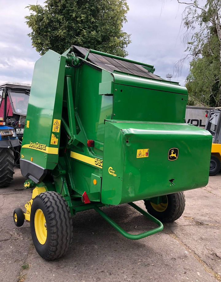 John Deere 582 - Пресс-подборщик рулонный: фото 4 John Deere 582 - Пресс-подборщик рулонный: фото 4