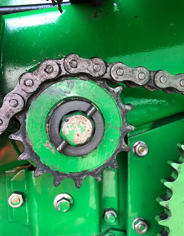 Пресс-подборщик рулонный John Deere 582: фото 20