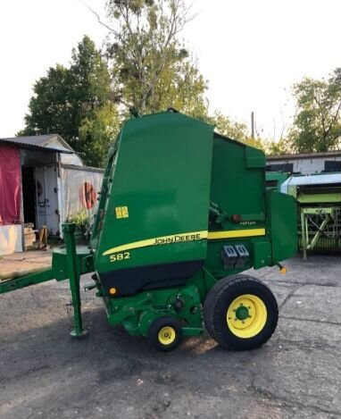 John Deere 582 - Пресс-подборщик рулонный: фото 2 John Deere 582 - Пресс-подборщик рулонный: фото 2