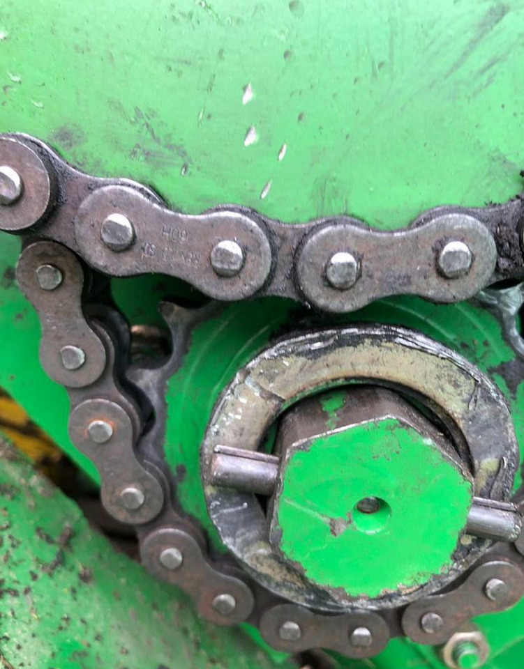 Пресс-подборщик рулонный John Deere 582: фото 21