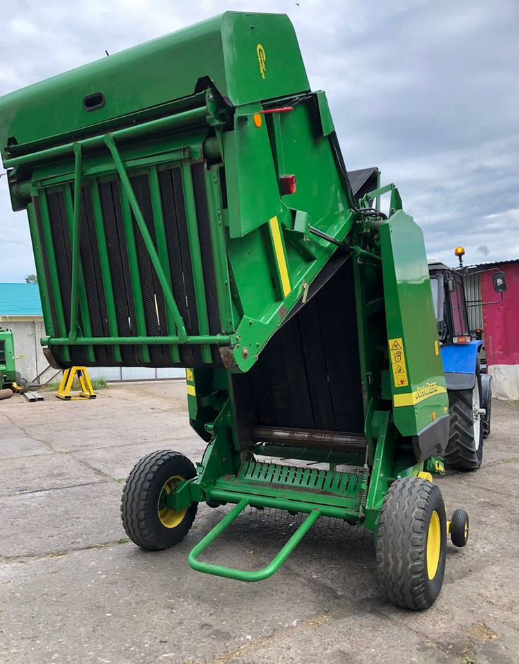 Пресс-подборщик рулонный John Deere 582: фото 6