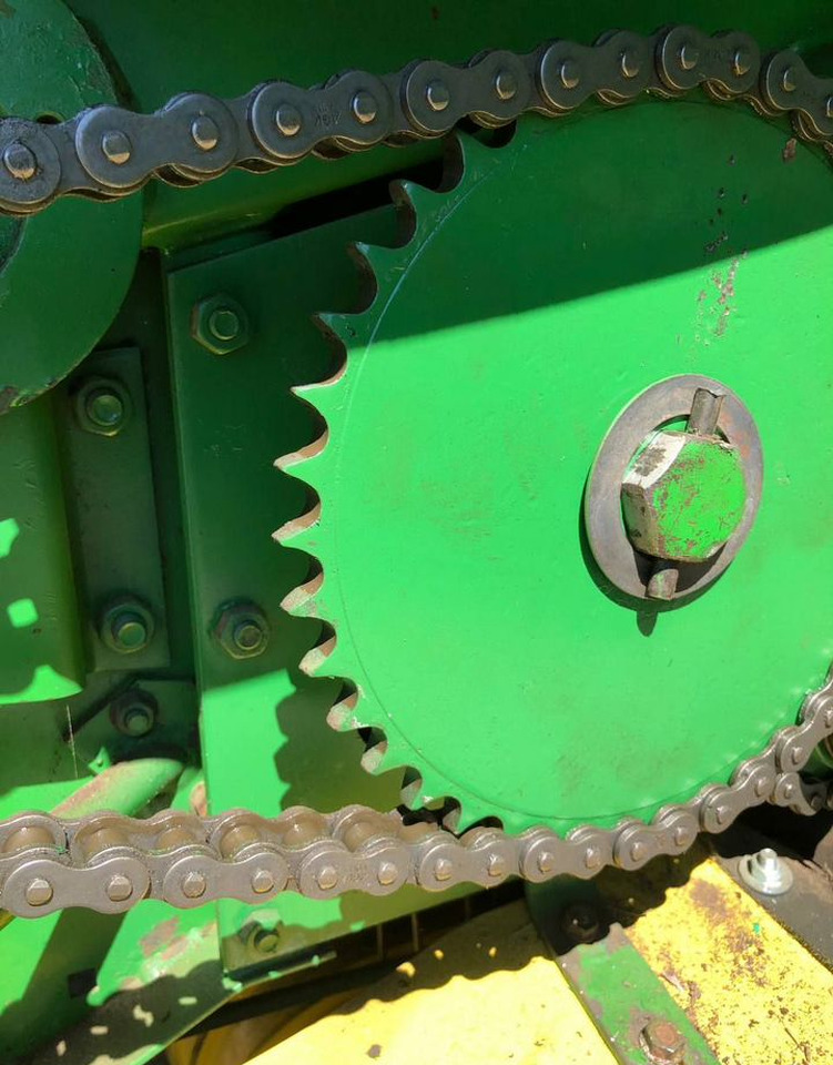 Пресс-подборщик рулонный John Deere 590: фото 10
