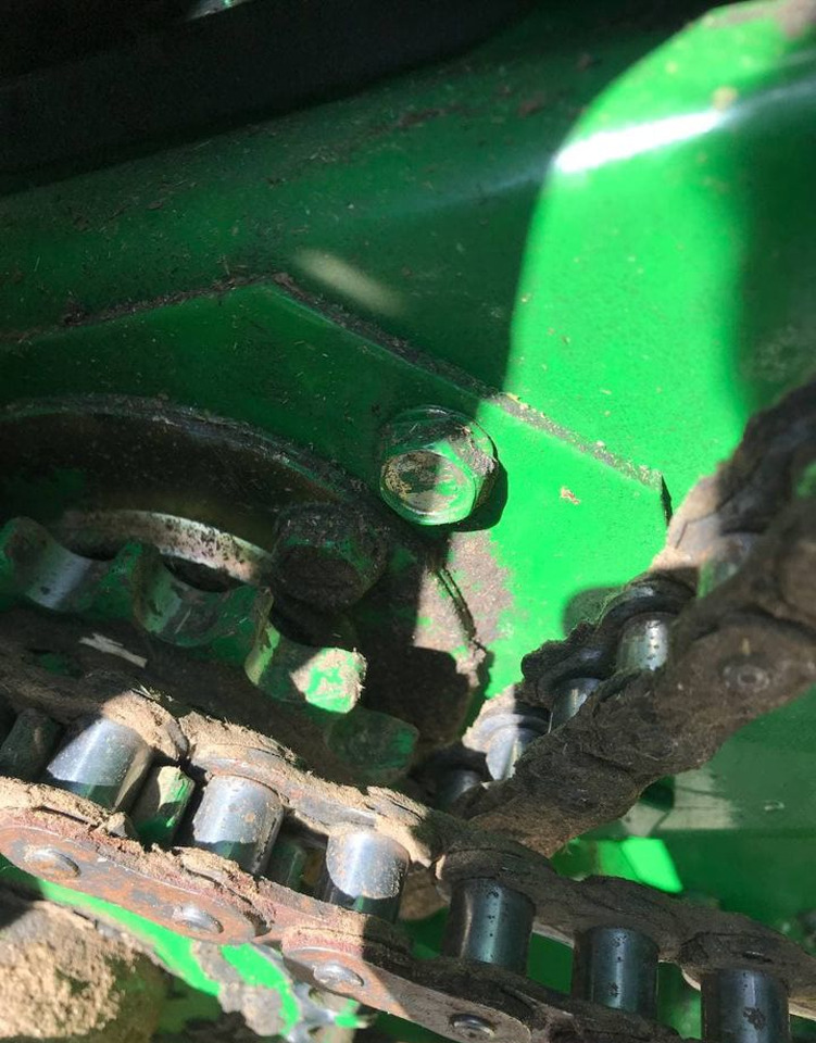 Пресс-подборщик рулонный John Deere 590: фото 6