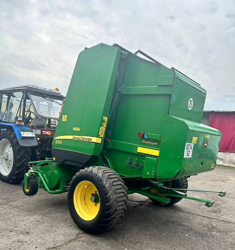 John Deere 592 - Пресс-подборщик рулонный: фото 4 John Deere 592 - Пресс-подборщик рулонный: фото 4