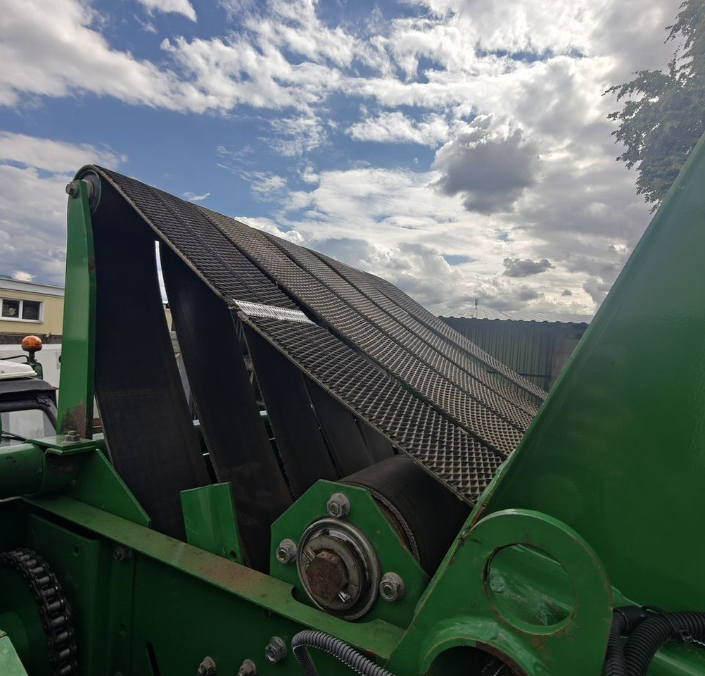 Пресс-подборщик рулонный John Deere 592: фото 18