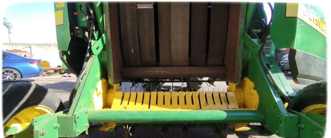 Пресс-подборщик рулонный John Deere 592: фото 8
