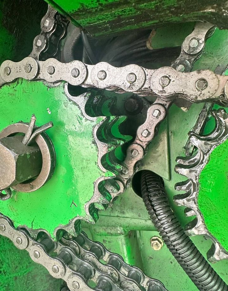 Пресс-подборщик рулонный John Deere 592: фото 8 Пресс-подборщик рулонный John Deere 592: фото 8