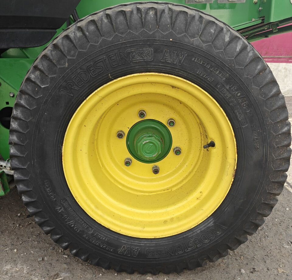 Пресс-подборщик рулонный John Deere 592: фото 12