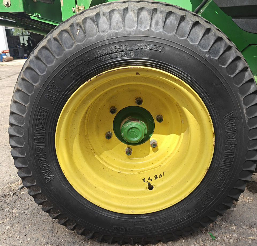 Пресс-подборщик рулонный John Deere 592: фото 13