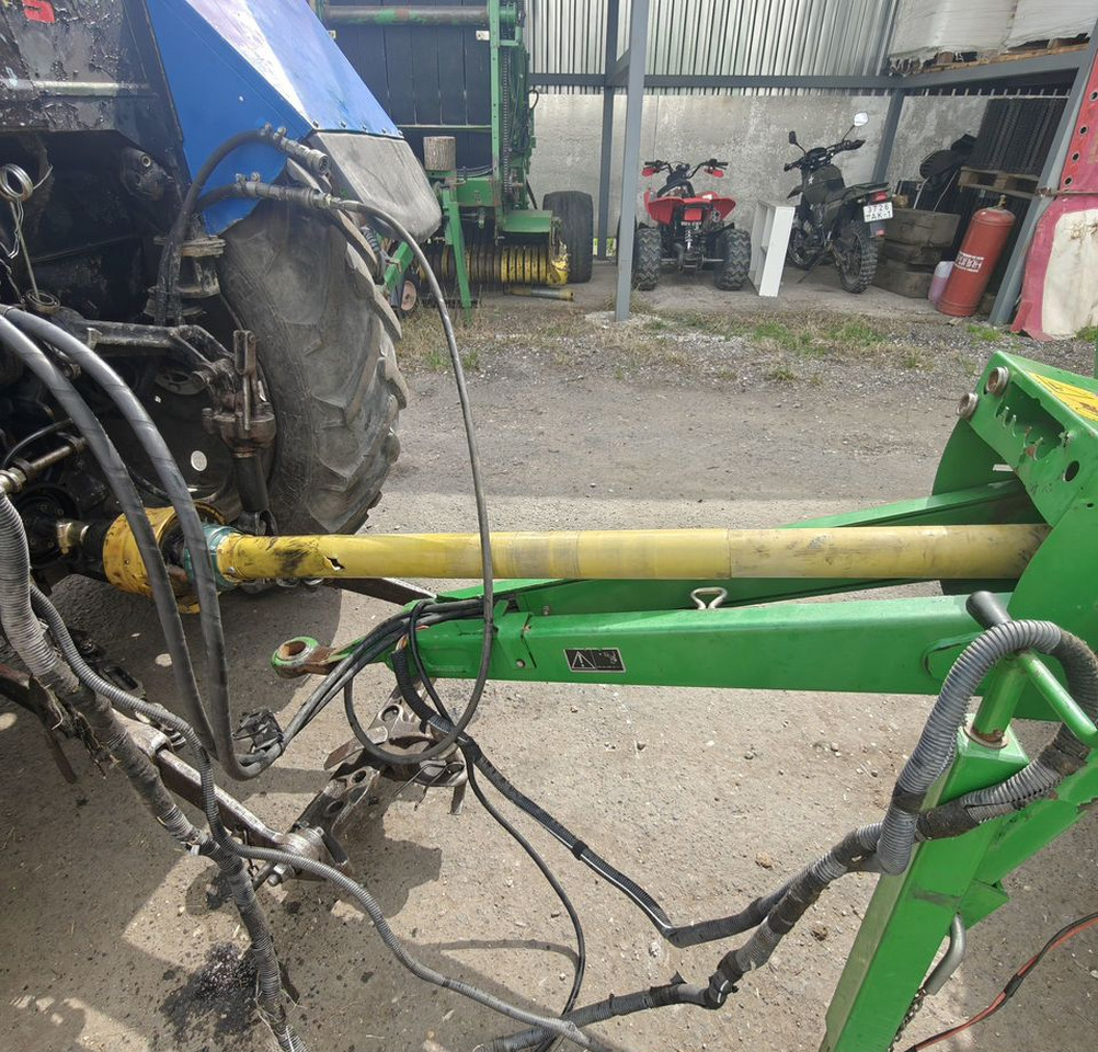Пресс-подборщик рулонный John Deere 592: фото 9