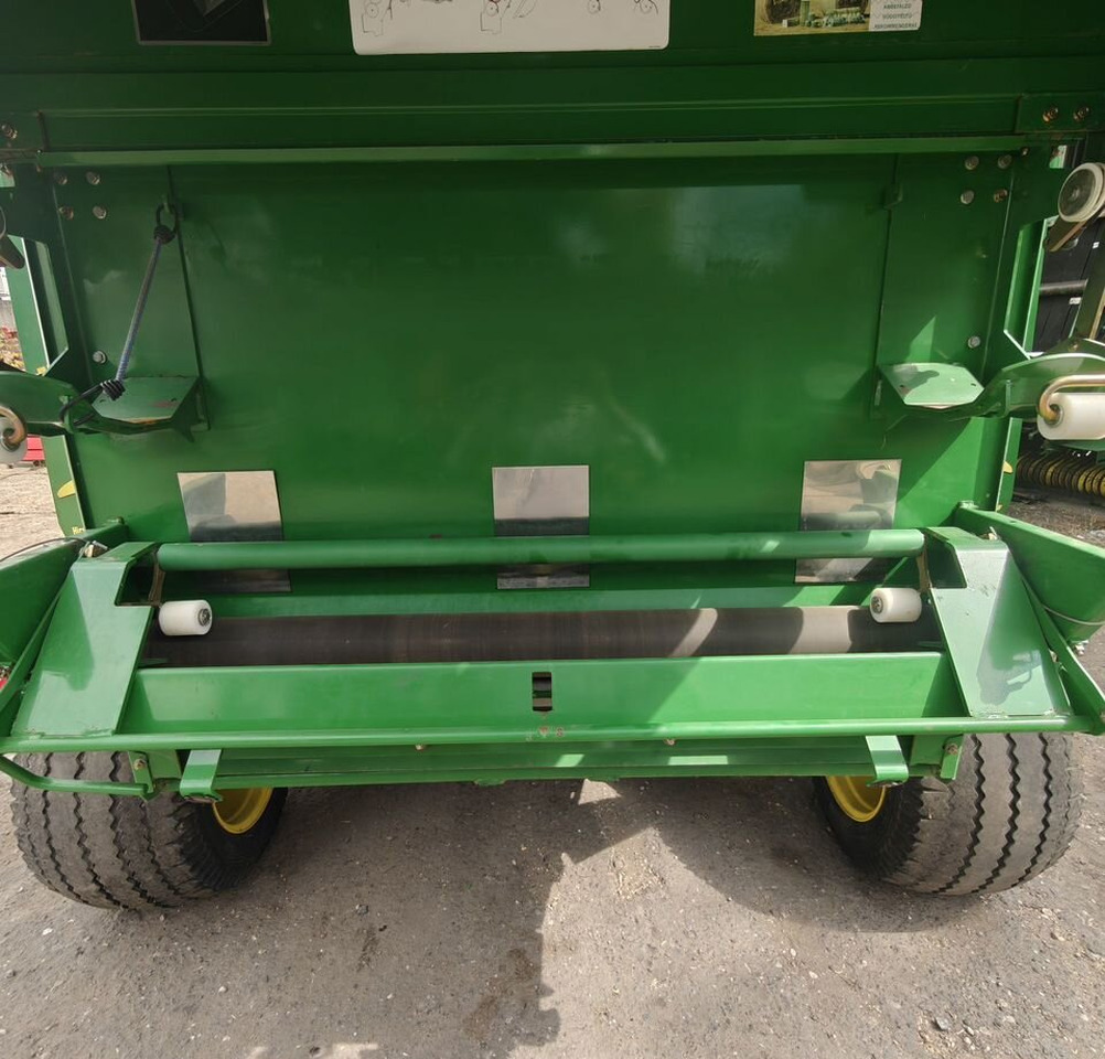 Пресс-подборщик рулонный John Deere 592: фото 21