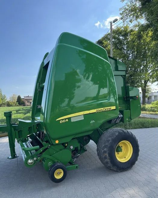 John Deere 864 - Пресс-подборщик рулонный: фото 2 John Deere 864 - Пресс-подборщик рулонный: фото 2