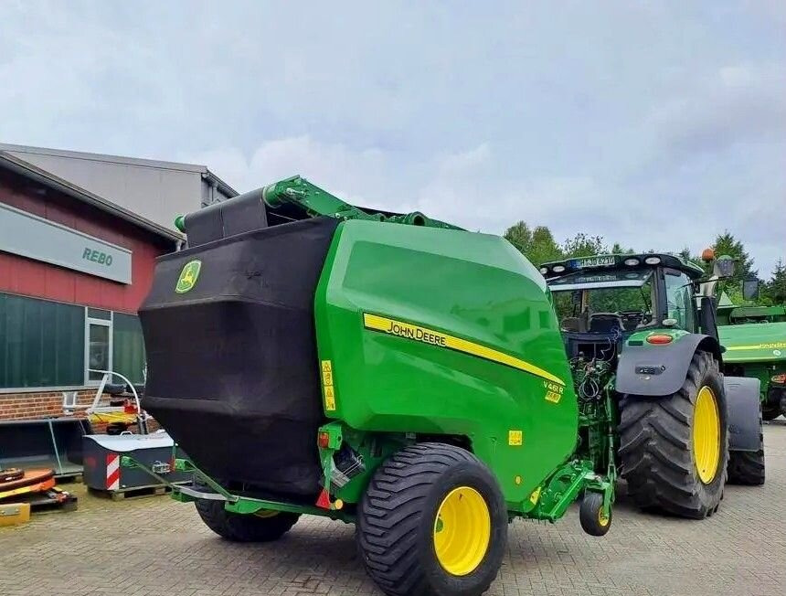 John Deere V461R - Пресс-подборщик рулонный: фото 3 John Deere V461R - Пресс-подборщик рулонный: фото 3