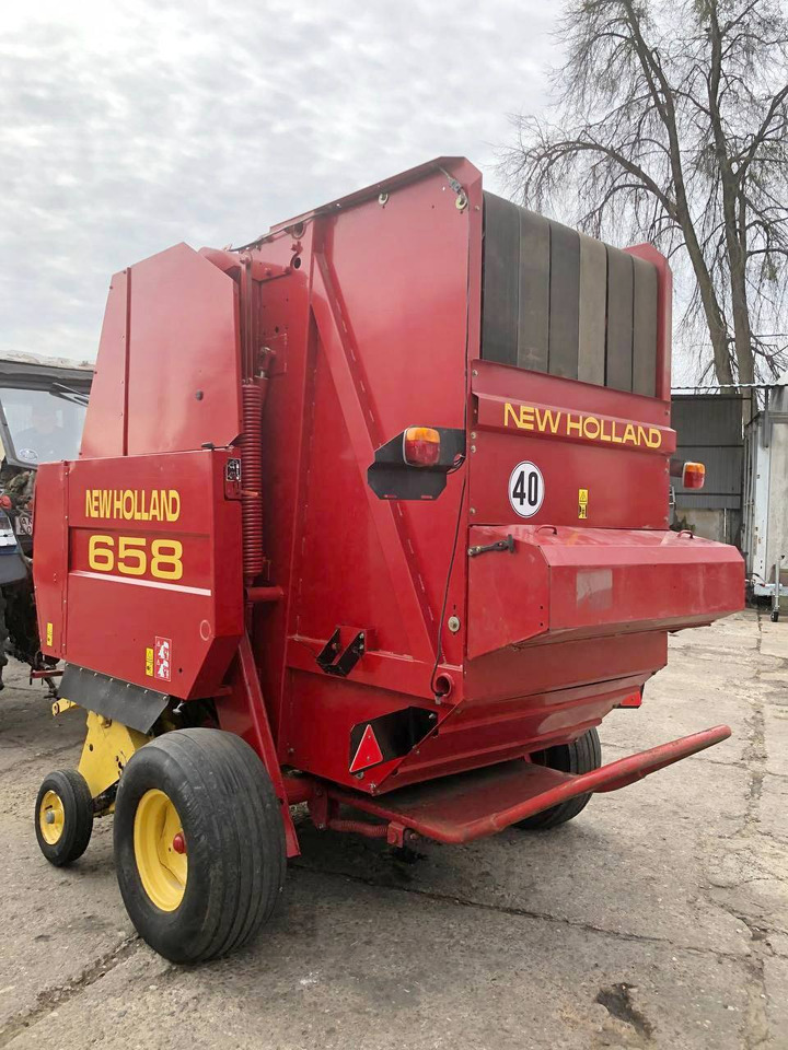 NEW HOLLAND 658 Cropcutter - Пресс-подборщик рулонный: фото 3 NEW HOLLAND 658 Cropcutter - Пресс-подборщик рулонный: фото 3