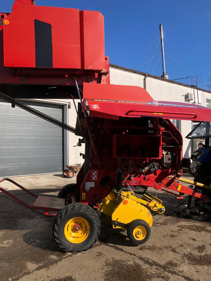 Пресс-подборщик рулонный NEW HOLLAND BR 750: фото 10