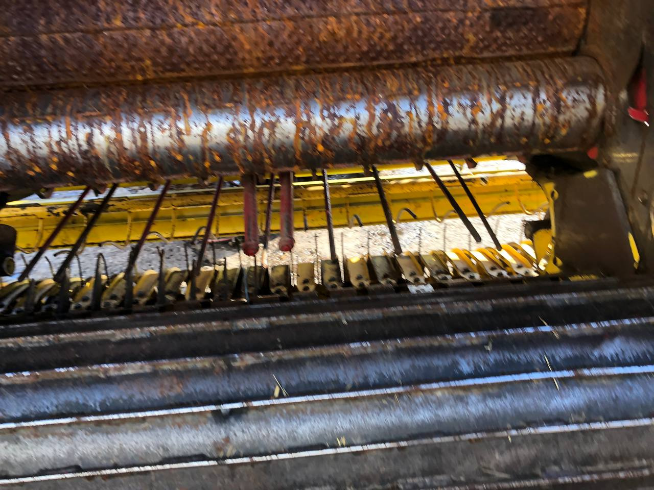 Пресс-подборщик рулонный NEW HOLLAND BR 750: фото 14