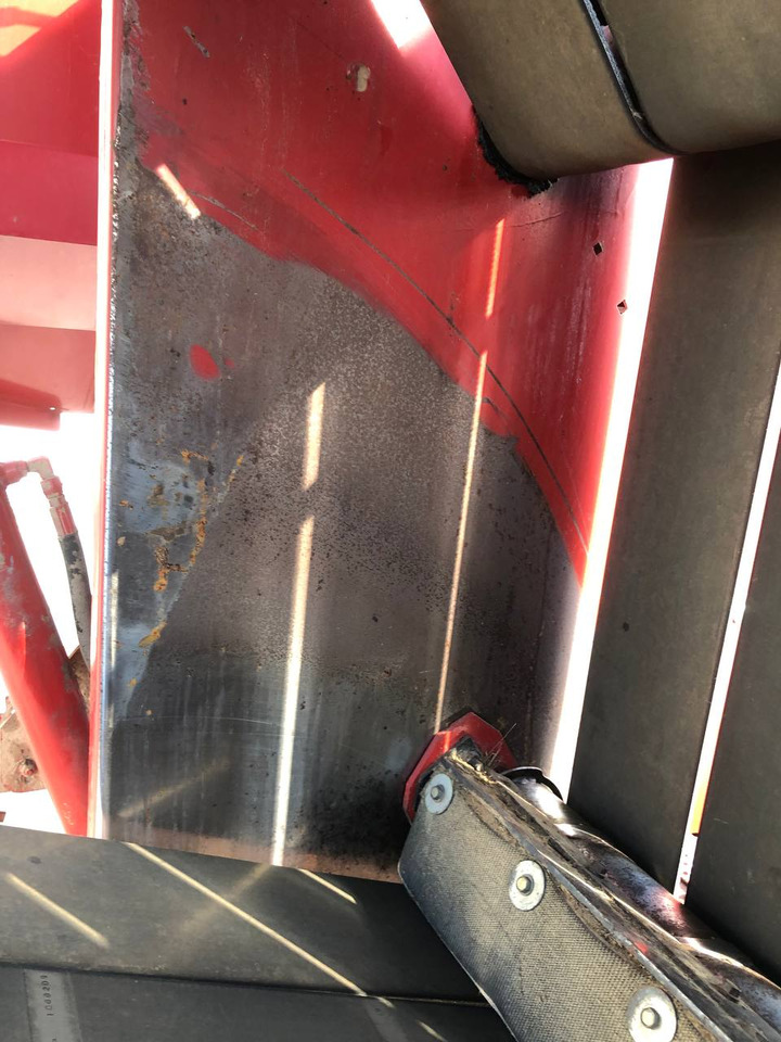 Пресс-подборщик рулонный NEW HOLLAND BR 750: фото 12