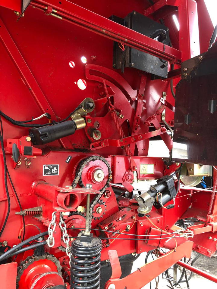 Пресс-подборщик рулонный NEW HOLLAND BR 750: фото 16
