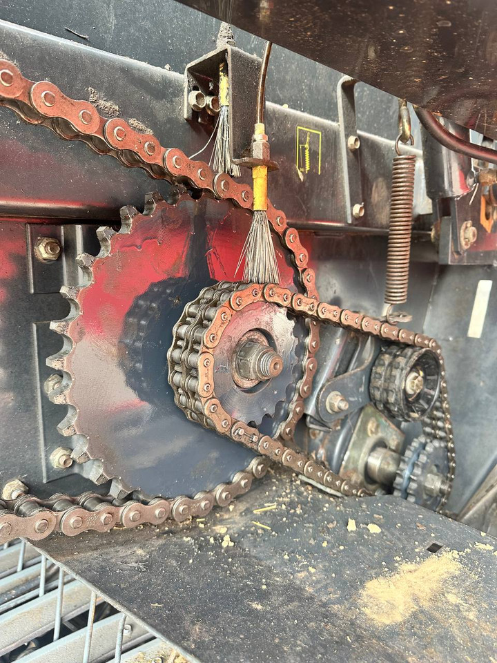 Пресс-подборщик рулонный VICON RV 157: фото 8