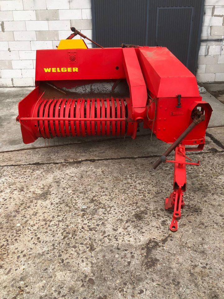 WELGER AP-41 - Пресс-подборщик тюковый: фото 2 WELGER AP-41 - Пресс-подборщик тюковый: фото 2