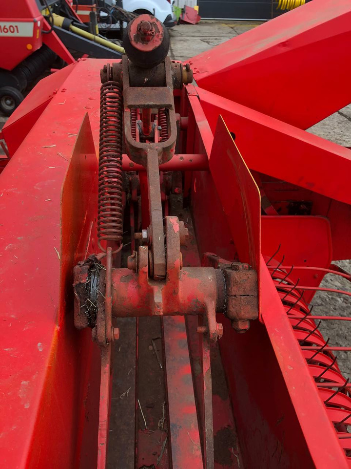 Пресс-подборщик тюковый WELGER AP-41: фото 20