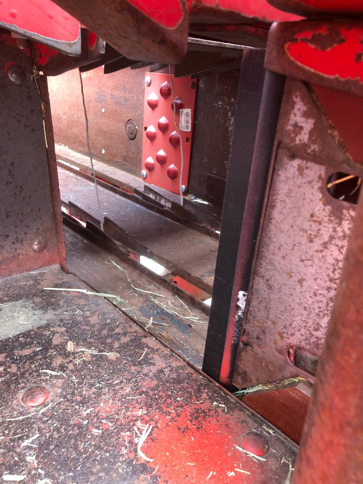 Пресс-подборщик тюковый WELGER AP-41: фото 11