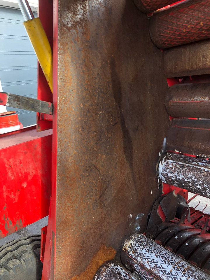 Пресс-подборщик рулонный WELGER RP-15s: фото 12 Пресс-подборщик рулонный WELGER RP-15s: фото 12